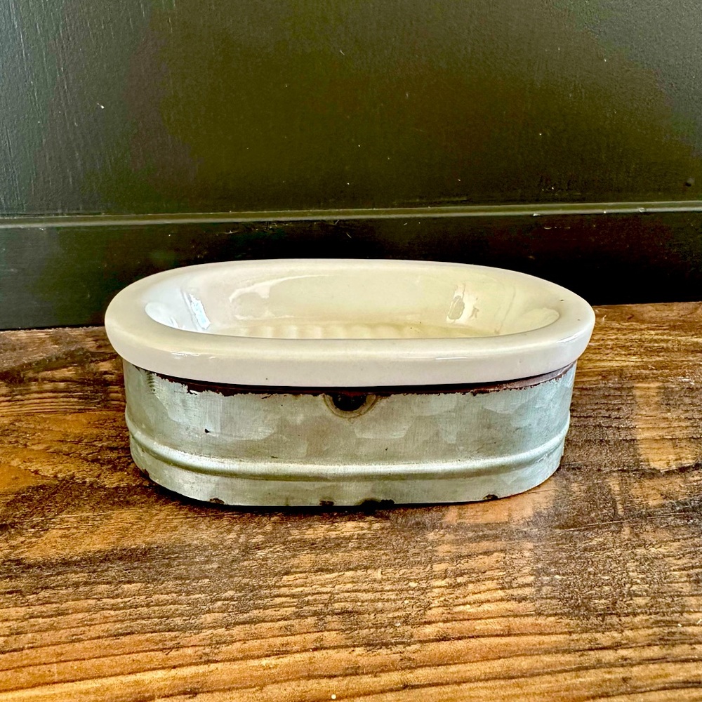 Galvanized and porcelain farmhouse soap dish.